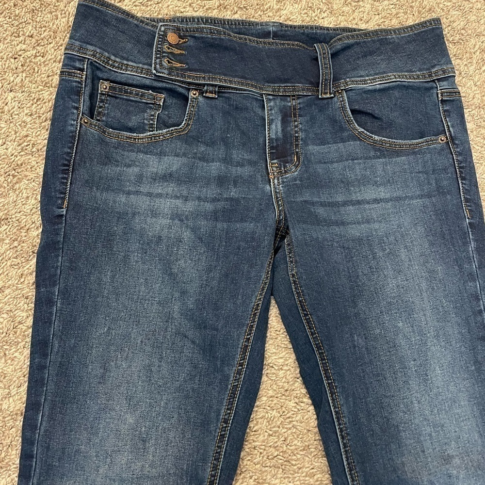 BDG Boot Cut Jeans - Picture 2 of 13
